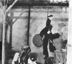 behind the scenes of DRAGON LORD
("Golden Movie News" #117 / Dec. 1981)
